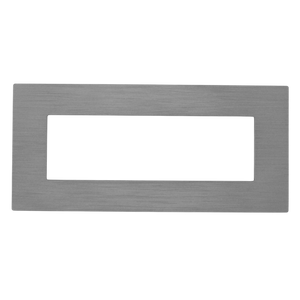 Placca Matix 7 Posti Grigio Spazzolato – Design Funzionale in Tecnopolimero per Impianti Elettrici Modulari